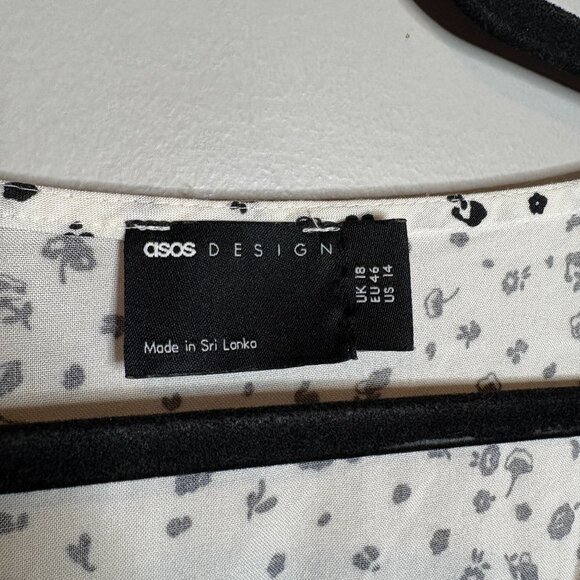 ASOS Design black and white floral cropped babydoll top - Picture 3 of 5